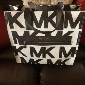 MICHAEL KORSKenly Large Graphic Logo Tote Bag